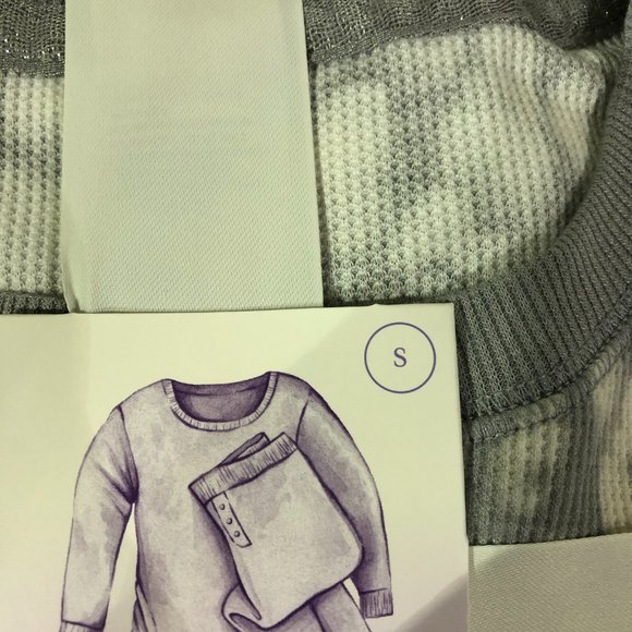 Stars Above 2 Piece Womens Thermal Pajama Set SMALL NWT - Picture 2 of 3